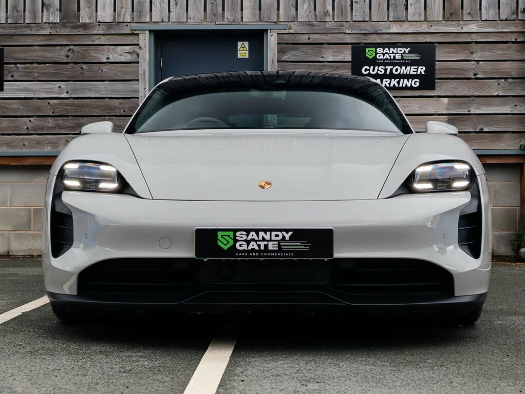 Porsche Taycan Performance Plus 93.4Kwh Gts Saloon AE73TUJ #4