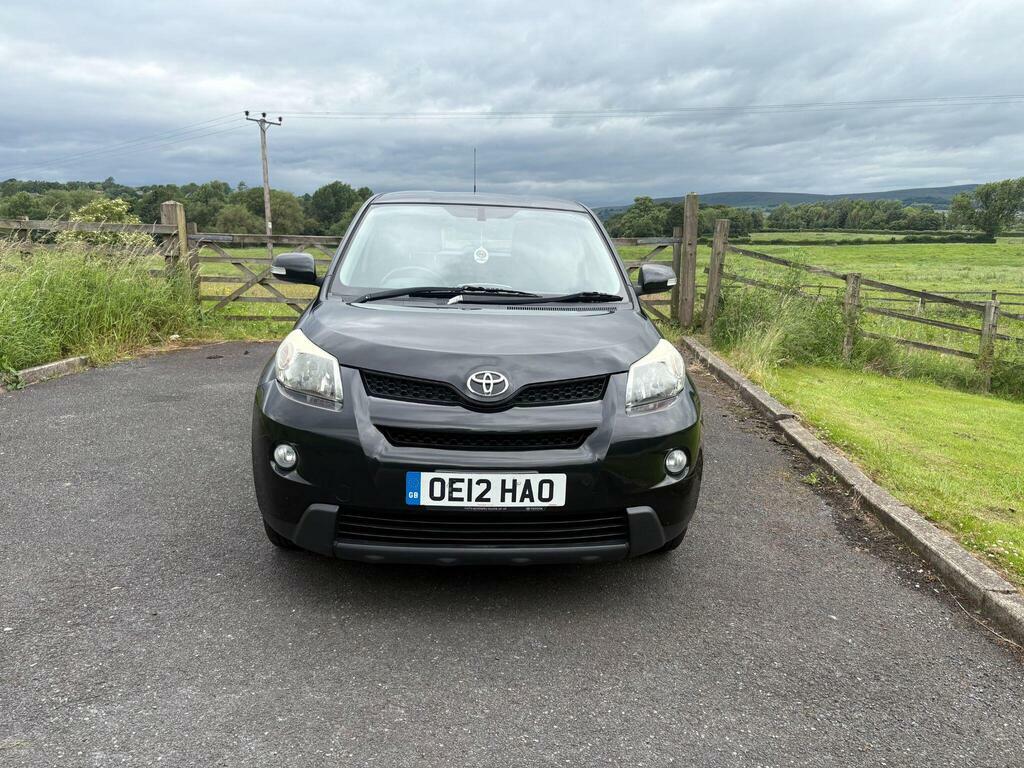 Toyota Urban Cruiser 1.4 D-4d 4Wd Euro 5 Black #2