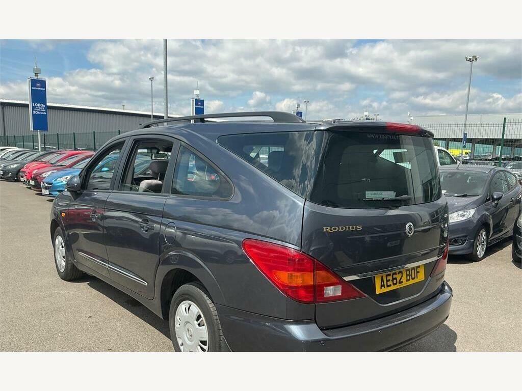 SsangYong Rodius 2.7D S Euro 4 Grey #3