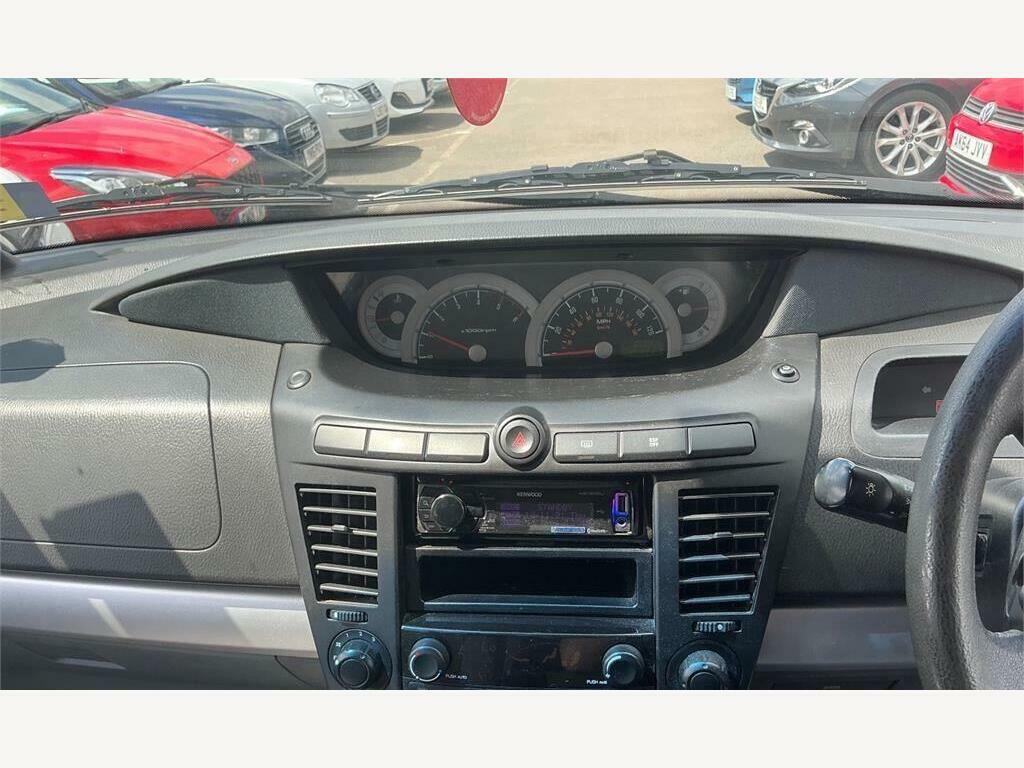 SsangYong Rodius Es Black #8