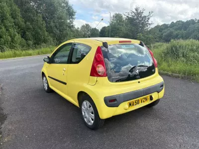 Peugeot 107 107 Urban Red #5