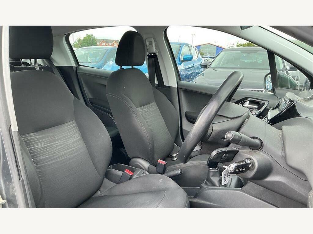 Peugeot 208 1.6 E-hdi Intuitive Hatchback Eu #10