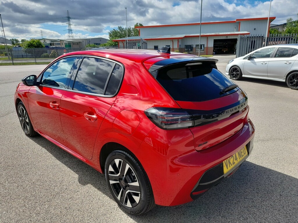 Peugeot 208 1.2 100 Puretech Allure VK24NEO Red #4
