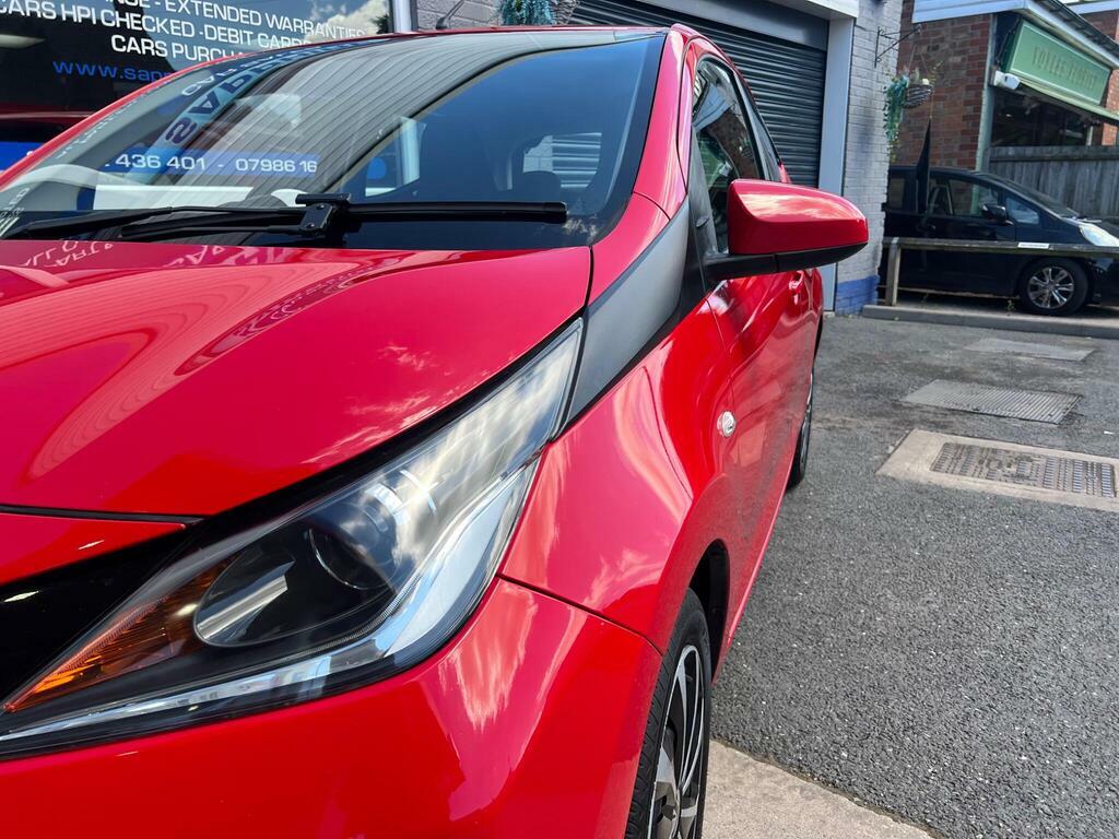 Toyota Aygo 1.0 Vvt-i X-play Euro 6 OU67UNV Red #6