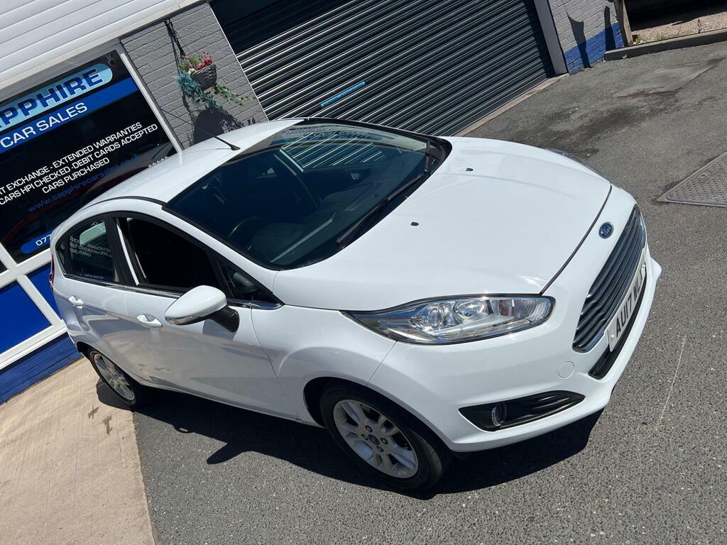 Ford Fiesta 1.25 Zetec Euro 6 White