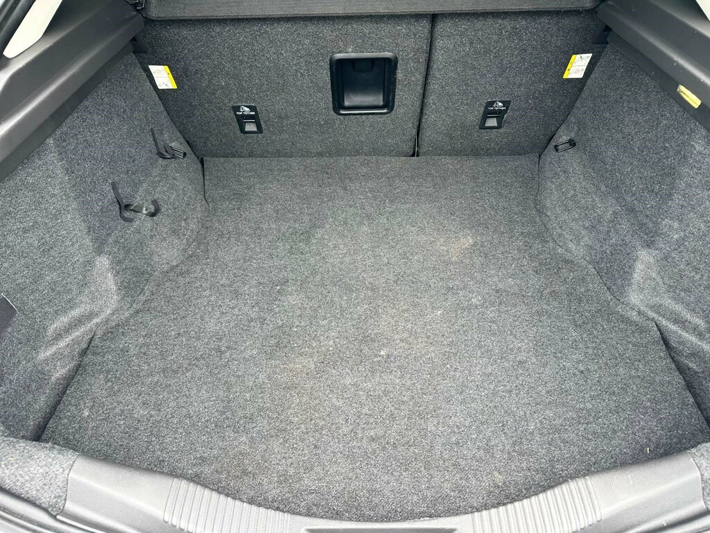 Ford Mondeo Hatchback Blue #49