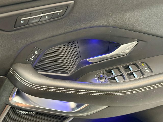 Jaguar E-Pace S White #33