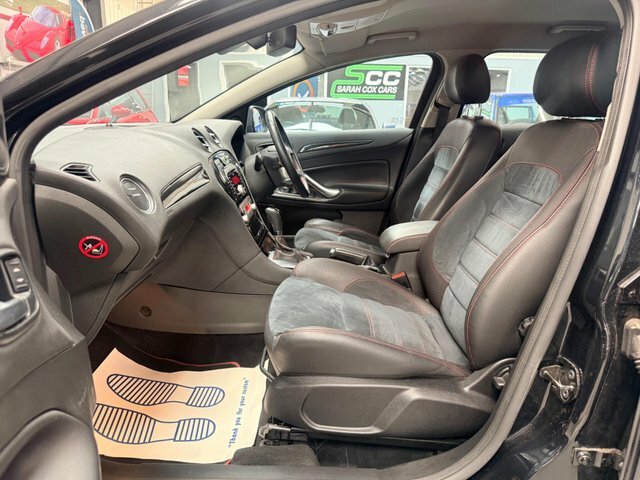 Ford Mondeo 2.0 Ecoboost Titanium X Sport Powershift Black #4