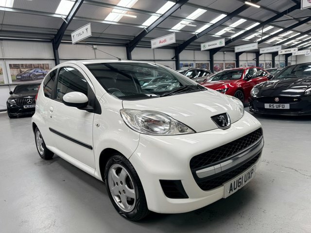 Peugeot 107 Hatchback White #14