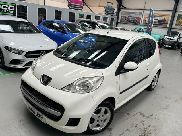 Peugeot 107 1.0 12V Sportium Euro 5 White