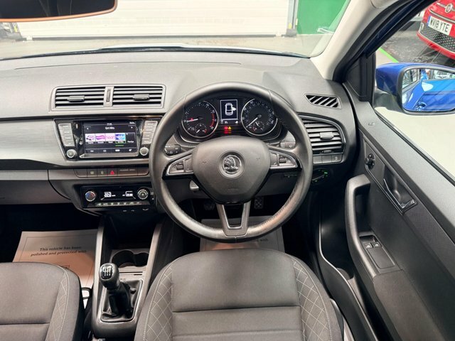 Skoda Fabia 1.2L Colour Edition Black #10