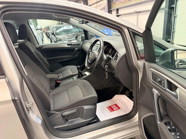 Volkswagen Golf SV 1.4 Tsi Se Dsg Grey #9