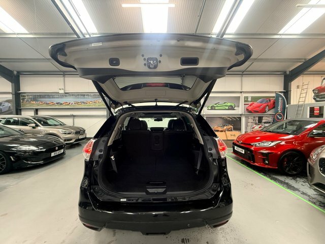 Nissan X-Trail Dci Tekna Xtronic White #40
