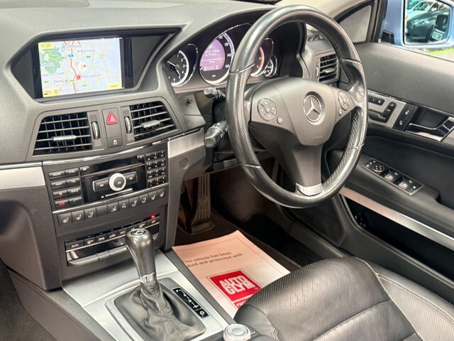 Mercedes-Benz E Class 3.0 E350 Cdi V6 Blueefficiency Se Cabriolet G-tron Blue