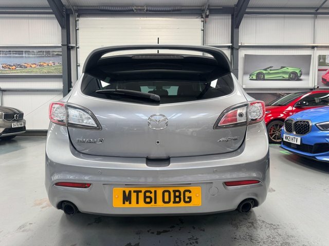 Mazda 3 1.6 Ts Red #16