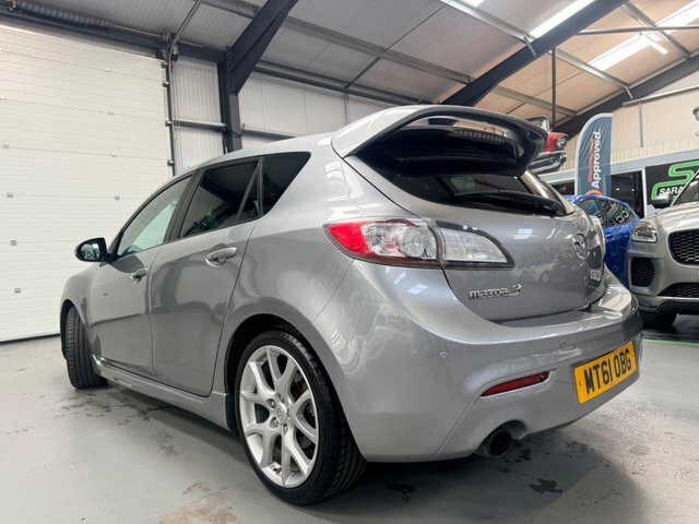 Mazda 3 1.6 Ts Red #7