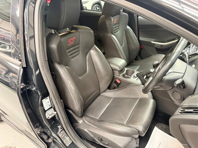 Ford Focus 2013 13 Reg Hatchback 81,960 Miles 1.0L Silver #15