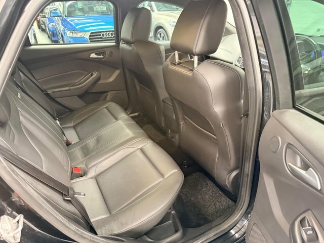 Ford Focus 2013 13 Reg Hatchback 81,960 Miles 1.0L Silver #16