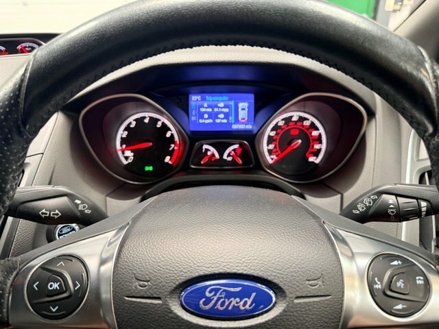 Ford Focus 2013 13 Reg Hatchback 81,960 Miles 1.0L Silver #17