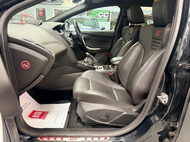 Ford Focus 2.0T Ecoboost St-3 Euro 5 S S Black #2