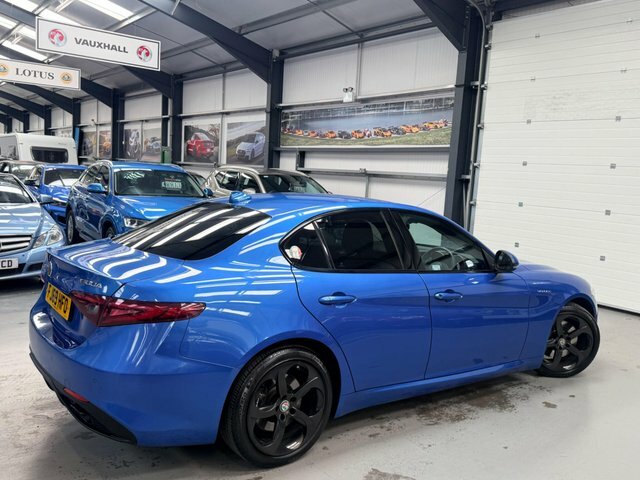 Alfa Romeo Giulia 2.0T Veloce Euro 6 S S Blue #6