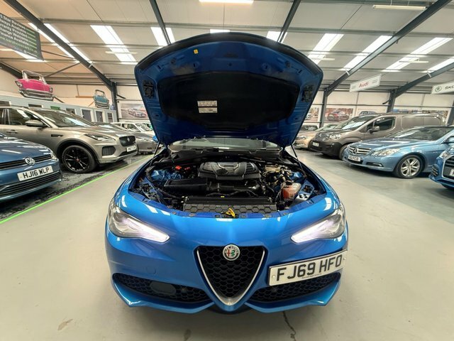 Alfa Romeo Giulia 2.0T Veloce Euro 6 Ss White #39
