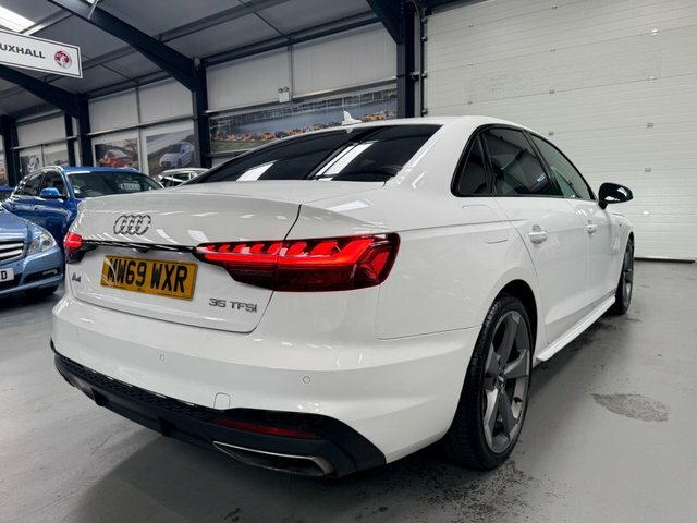 Audi A4 Avant 2.0 Tfsi 45 Black Edition Estate Blue #15