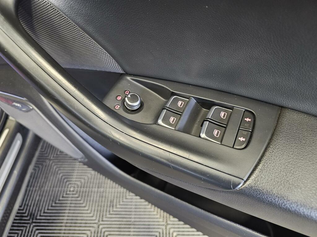 Audi Q3 2.0 Tdi Se Silver #56