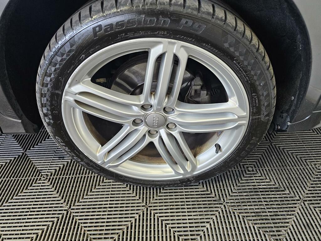 Audi Q3 2.0 Tdi Se Silver #35