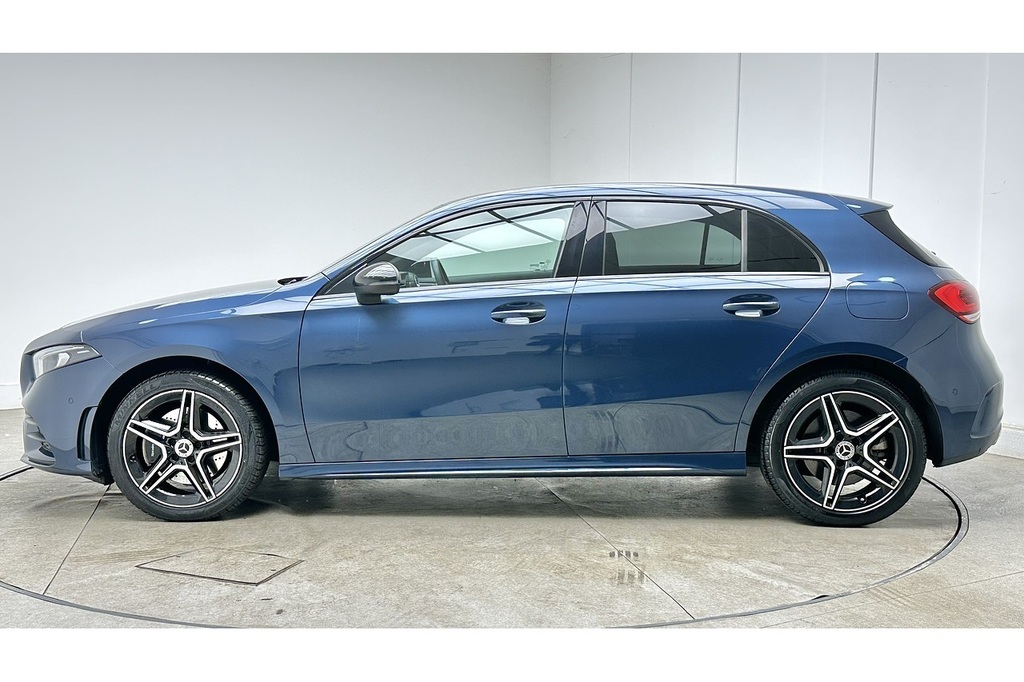 Mercedes-Benz A Class A250e Amg Line Blue #6