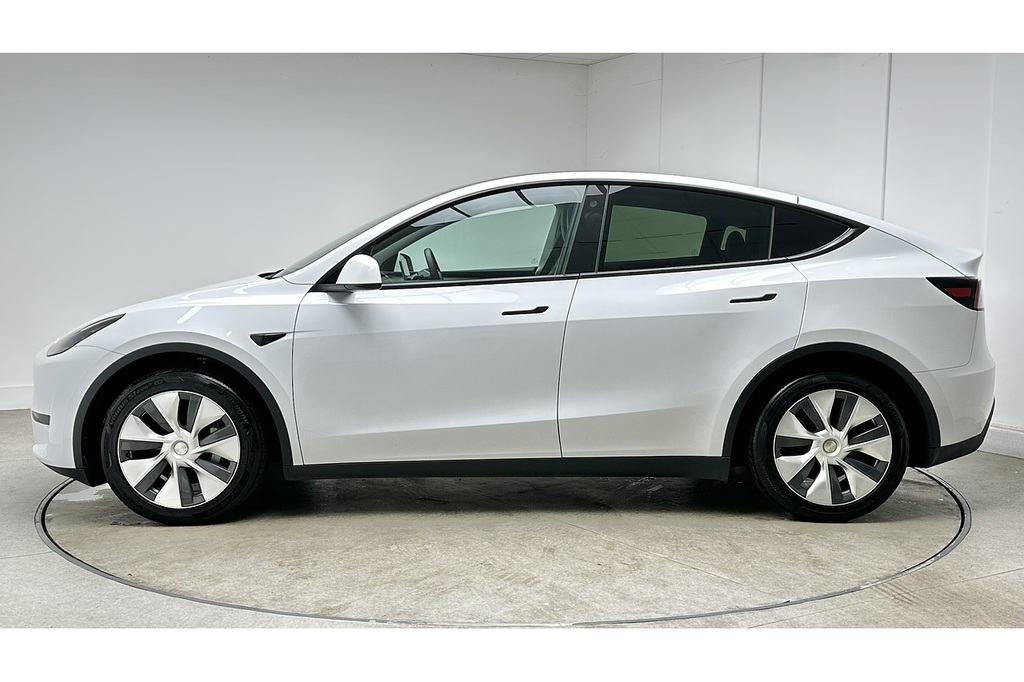 Tesla Model Y Suv LJ24YFP White #6