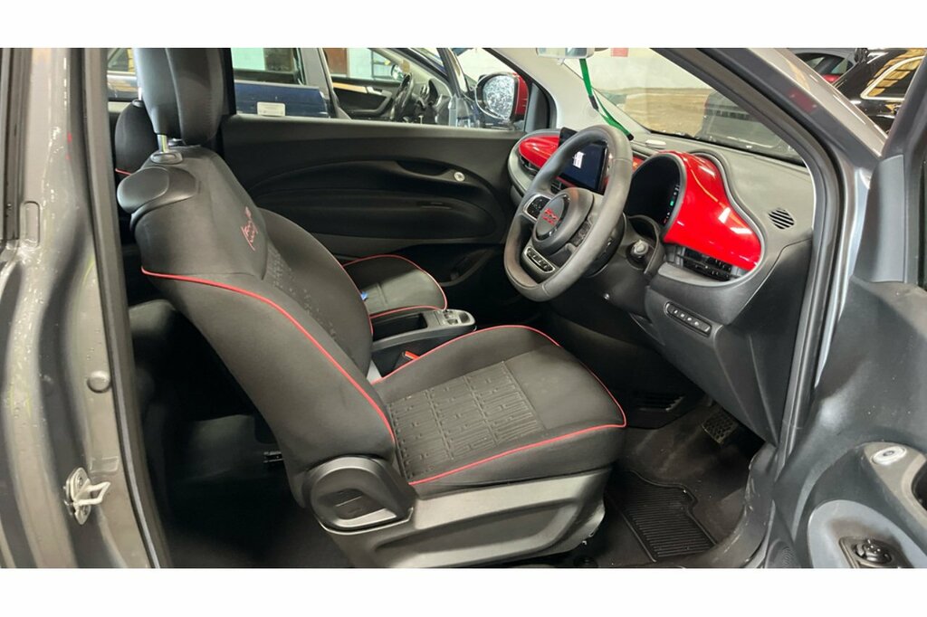 Fiat 500E Red Grey #3