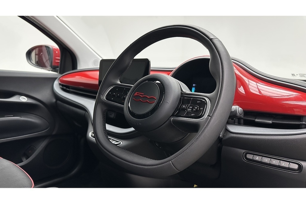 Fiat 500E 42Kwh Red Red #23