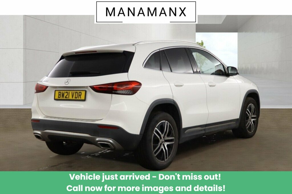 Mercedes-Benz GLA Class Gla200d Sport White #5