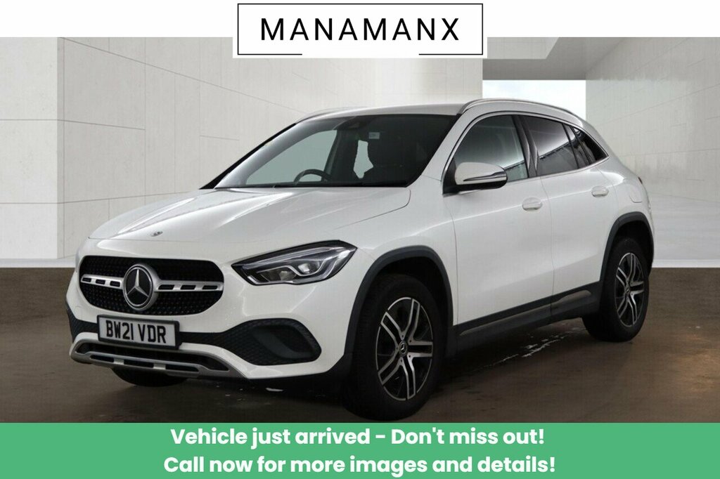 Mercedes-Benz GLA Class Gla200d Sport White #4