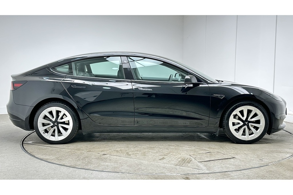 Tesla Model 3 Saloon WM23FVF Black #4