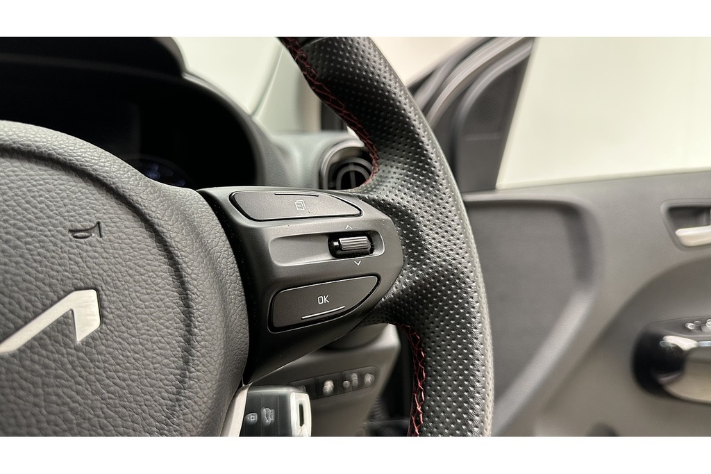 Kia Picanto Hatchback Blue #31