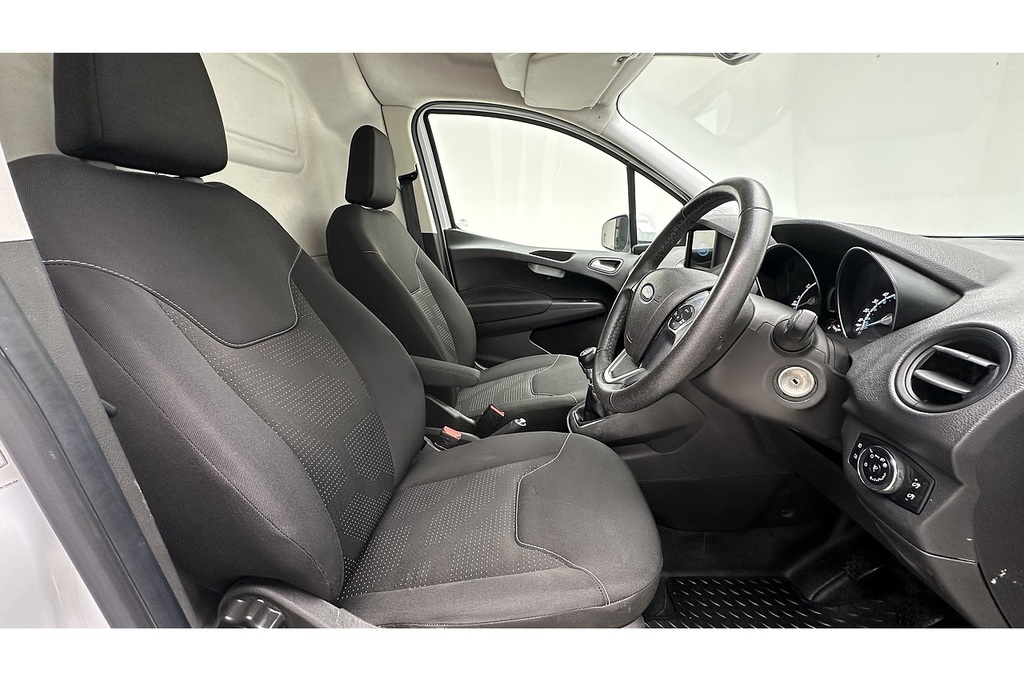 Ford Transit Courier Limited White #16