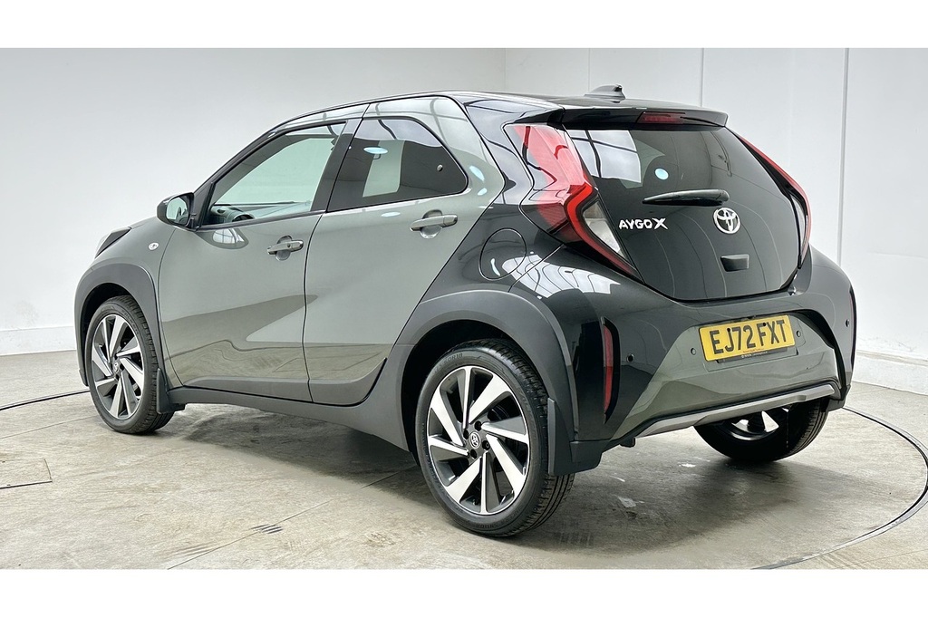 Toyota Aygo X Vvt-i Exclusive Green #5
