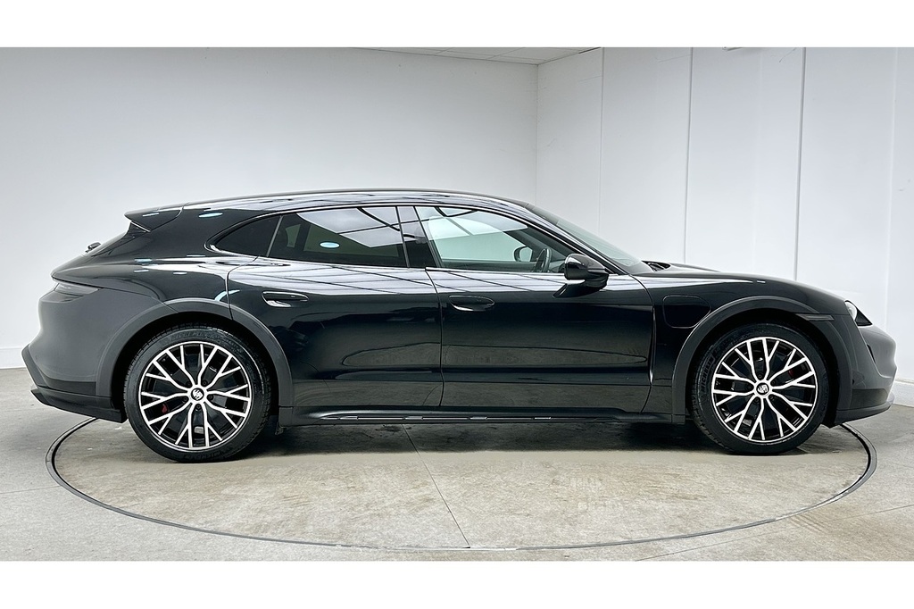 Porsche Taycan Performance Plus 4S Black #4
