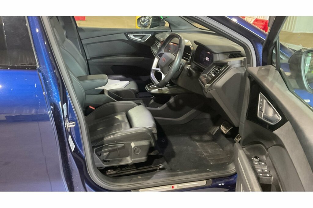 Audi Q4 E Tron Black Edition Blue #3