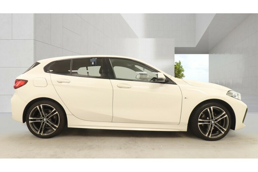 BMW 1 Series 118D M Sport White #6
