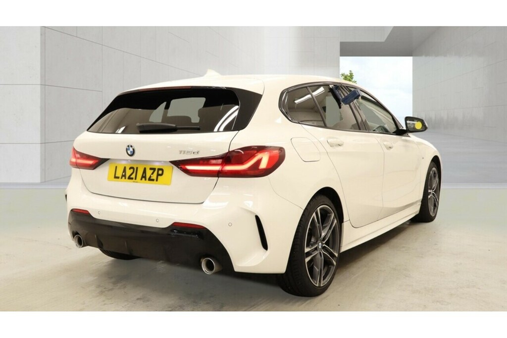 BMW 1 Series 118D M Sport White #5
