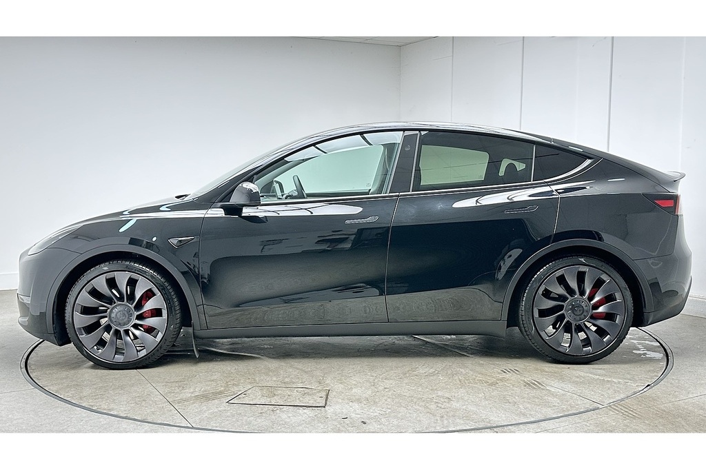 Tesla Model Y Performance Black #5