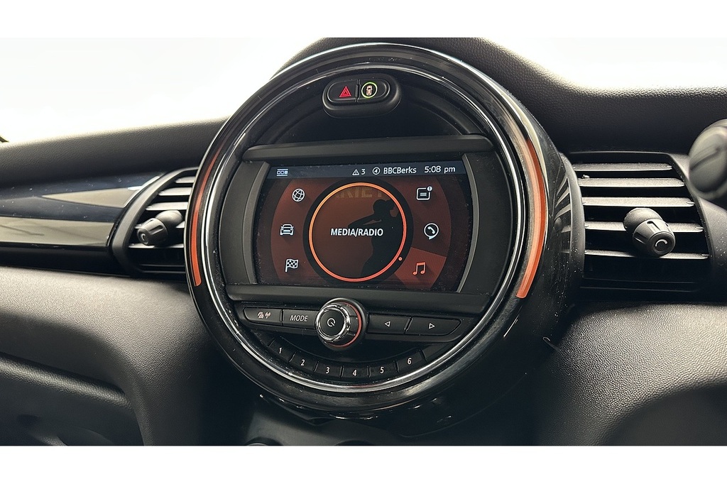 Mini Electric 135Kw Cooper S Level 2 33Kwh White #36