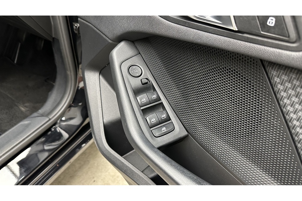 BMW 1 Series Hatchback Grey #25