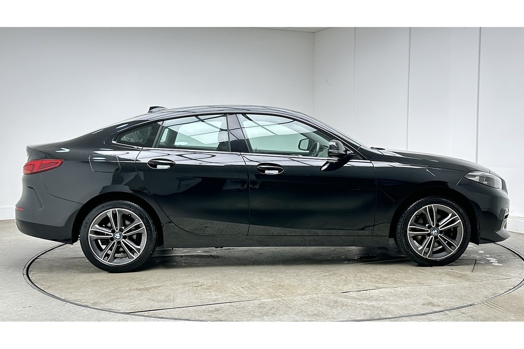 BMW 2 Series Gran Coupe 218I Sport Black #4