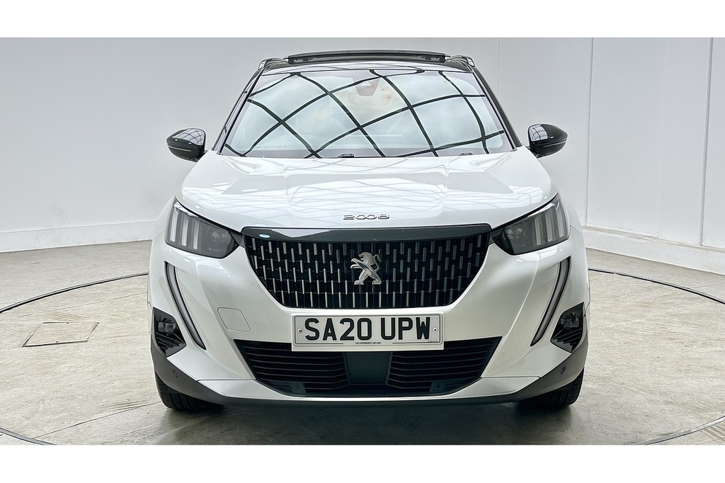 Peugeot 2008 Puretech Gt Line White #3
