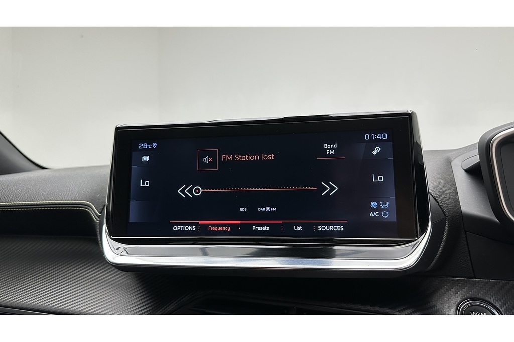 Peugeot 2008 1.2 Puretech Active Premium Black #39