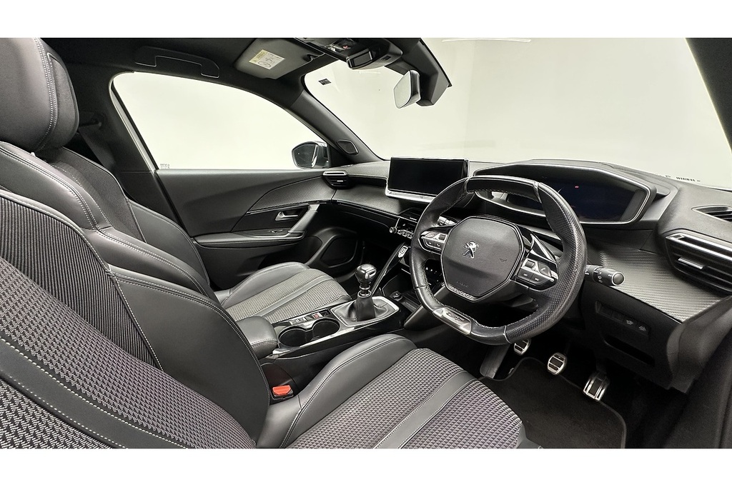 Peugeot 2008 1.2 Puretech Active Premium Black #28